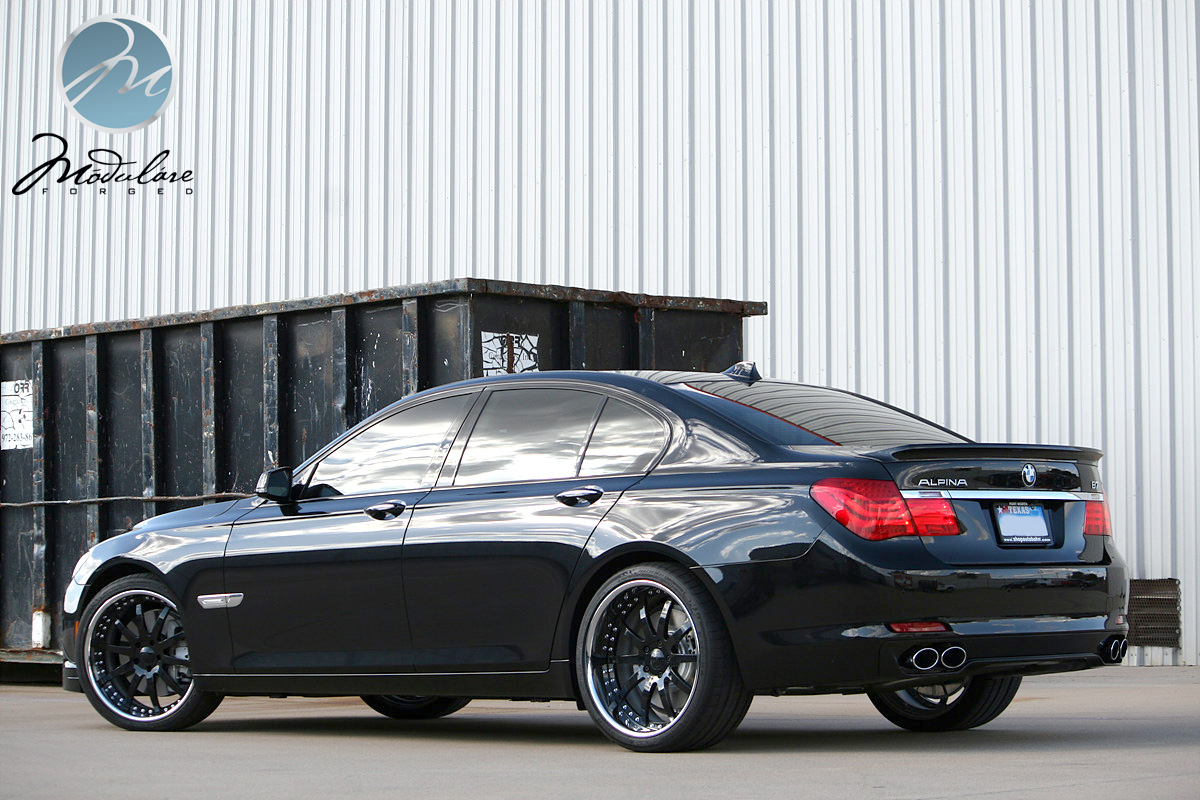 black alpina b7