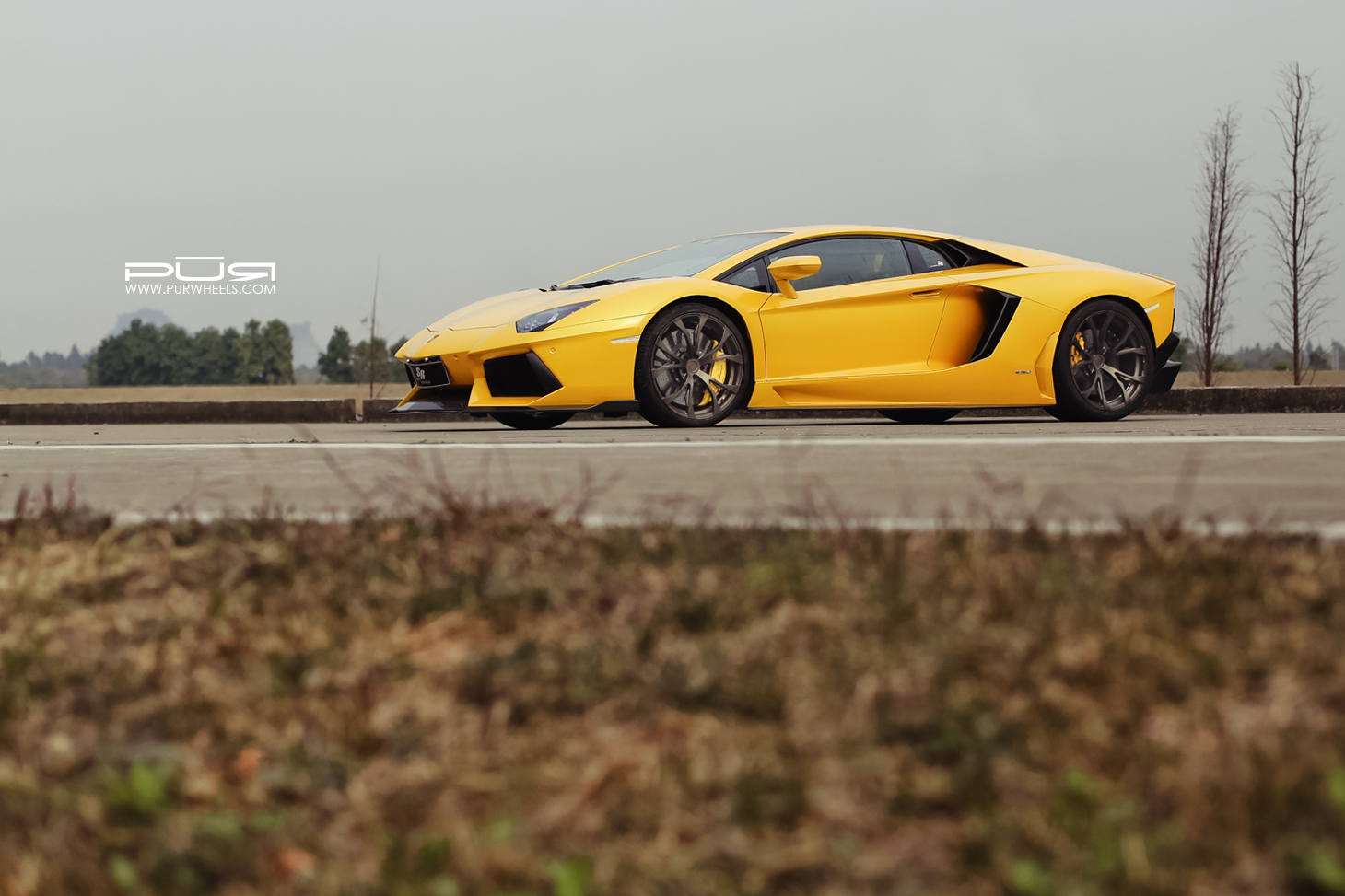 Lamborghini Aventador lp700 4 в обвесе